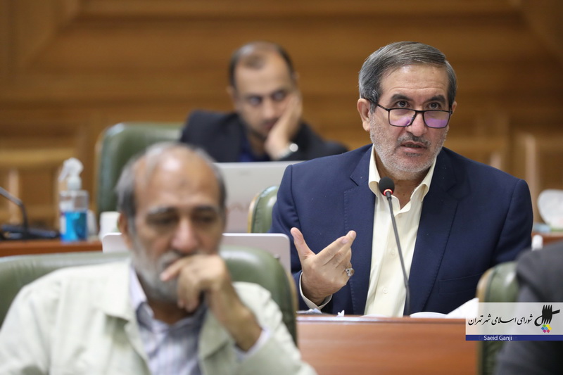 ناصر امانی: 5-103 شورای شهر تهران در جریان اقدامات شهرداری نیست