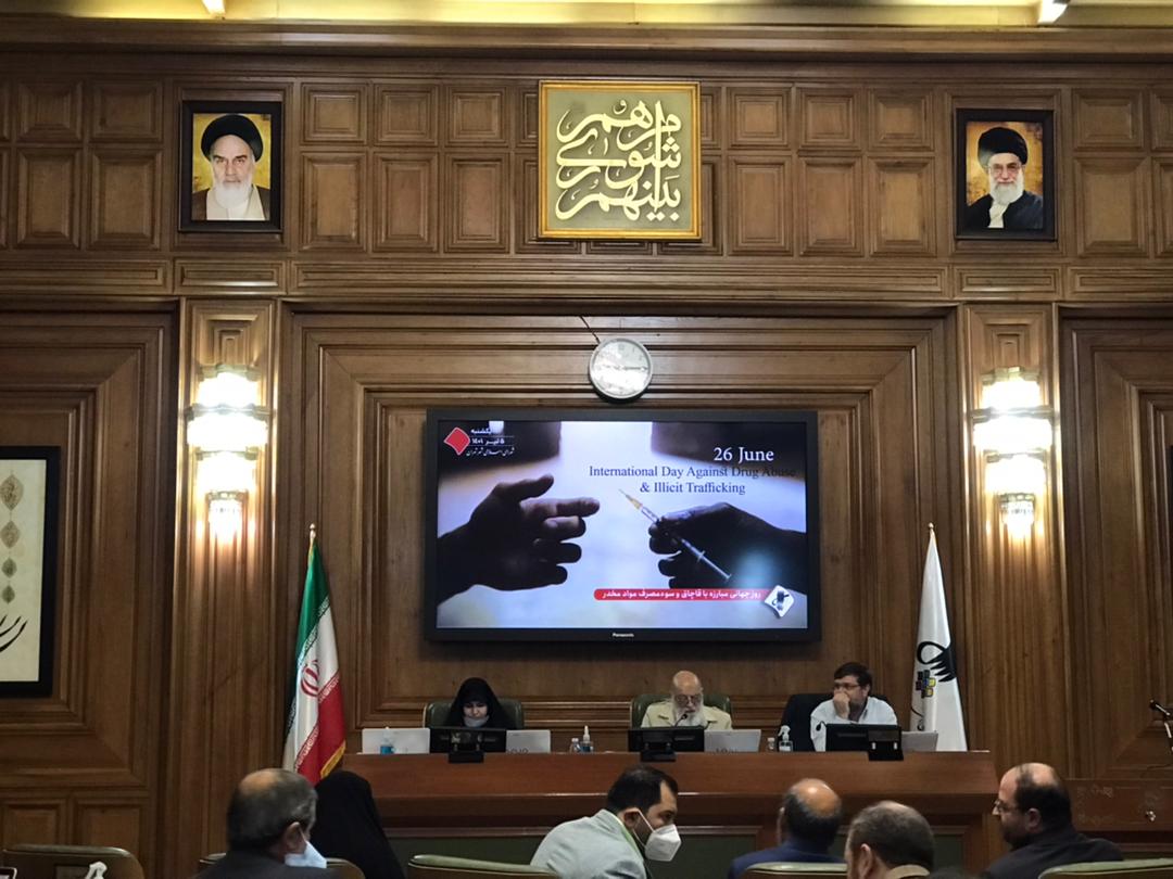 ﻿رئیس شورای اسلامی شهر تهران: 3-73 خانواده ها نقش مهمی در کاهش آسیب های اجتماعی دارند